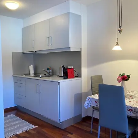 Apartment Guardaval