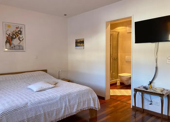 Guardaval Apartamento Arosa